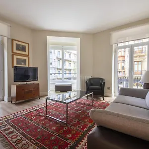 https://urbieta-korner-local-rentss.sansebastianhotels.net